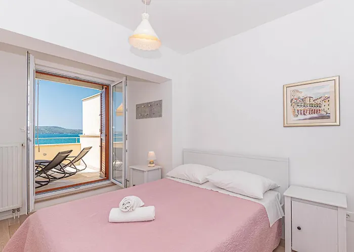 Beautiful In * Brodarica (Sibenik-Knin)